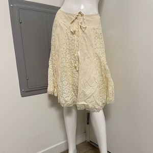 BRAND NEW Off White Cream Lacy Cute Skirt